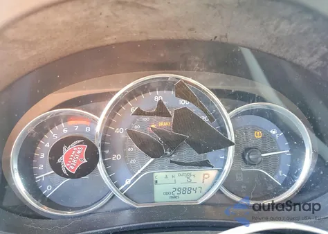 2015 Toyota Corolla L z USA, uszkodzony, nr VIN 5YFBURHE6FP302618